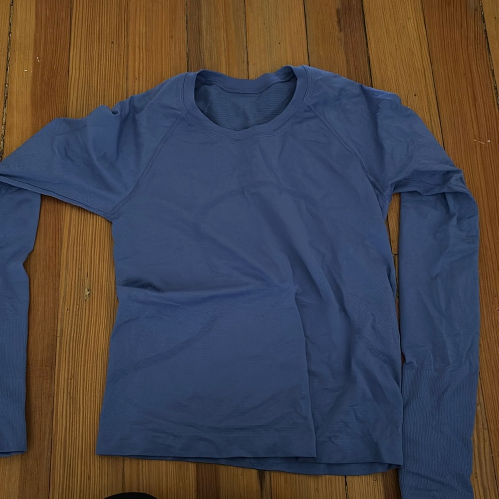 Dark blue lululemon top (NO LONGER SOLD)